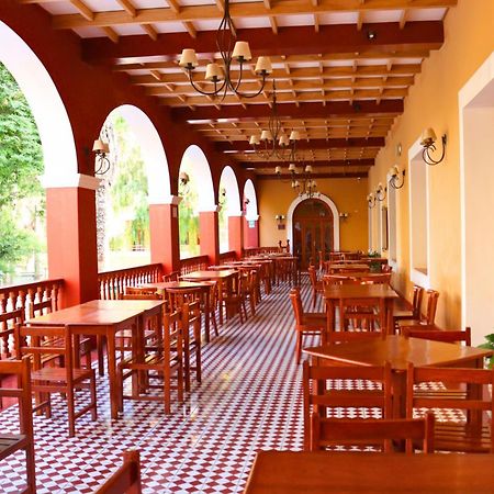 Dm Hoteles Mossone - Ика Екстериор снимка