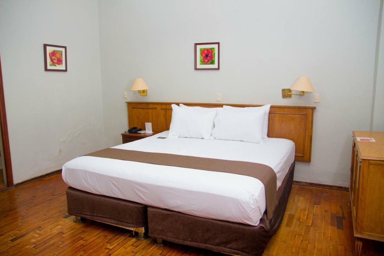 Dm Hoteles Mossone - Ика Екстериор снимка