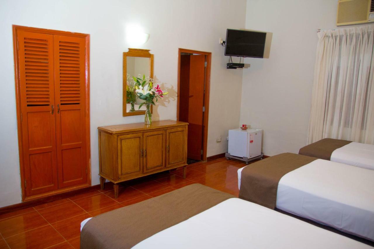 Dm Hoteles Mossone - Ика Екстериор снимка